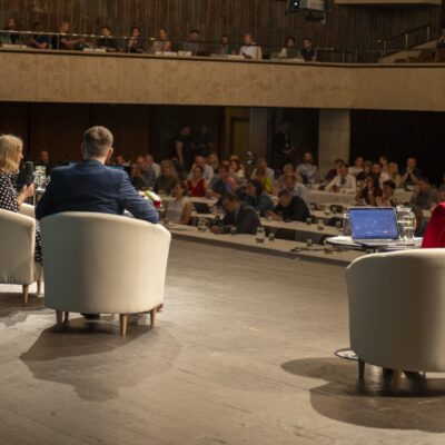 konference 108