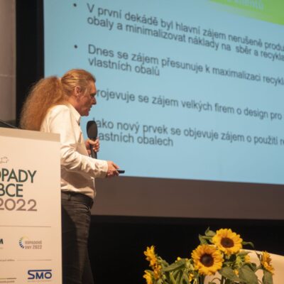 konference 22