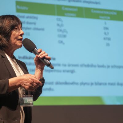 konference 27
