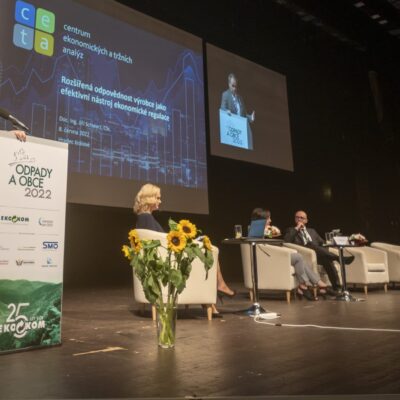 konference 29