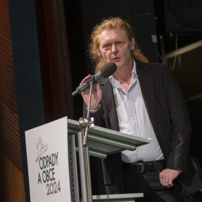 konference 35