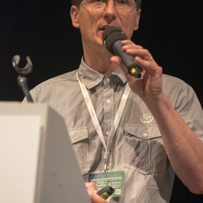 konference 165