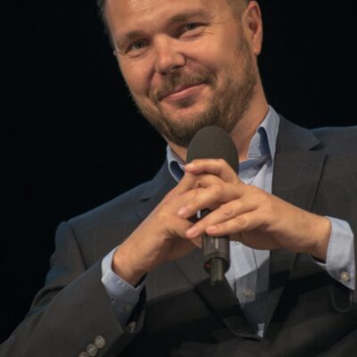 konference 175