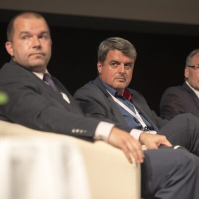 konference 80